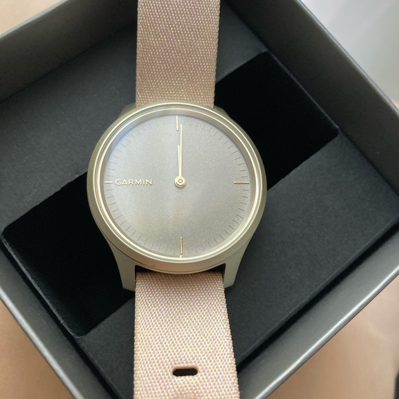 Vívomove® Style Light Gold & Blush Pink Garmin Hybrid Smartwatch - Picture 2 of 7